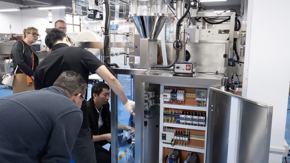 Rich Packing treats customer inspection with profession