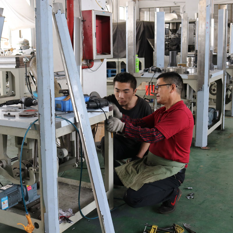El taller de fabricación de la máquina de llenado de cápsulas semi automática