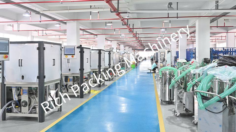 Taller de producción de máquina de cápsulas